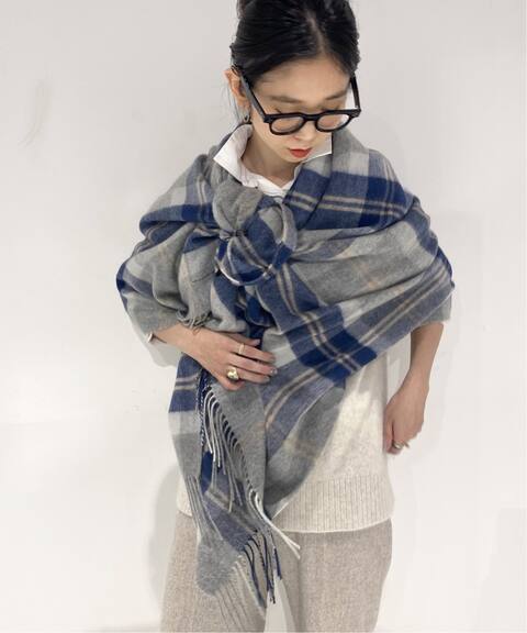 Tweedmill ツイードミル Slobe別注 タータンチェックストール Slobe Iena スローブ イエナ 公式のファッション通販 Baycrew S Store Tweedmill ツイードミル Slobe別注 タータンチェックストール Slobe Iena スローブ イエナ 公式のファッション通販 Baycrew S Store