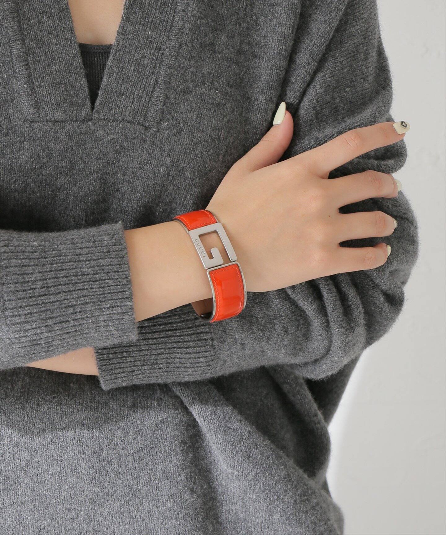 GUCCI / グッチ】G Bangle Orange（ブレスレット・バングル）｜HIROB 