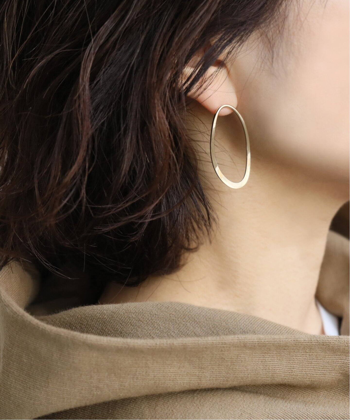 ニュアンスカーブピアス K10（ピアス（両耳用））｜Lilas（リラ）の 