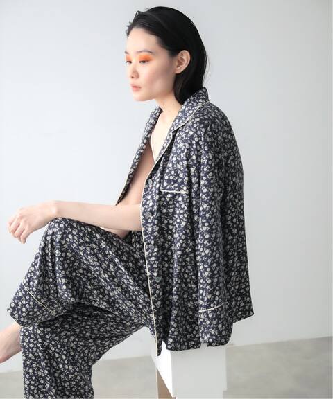 シルクフラワープリント パジャマシャツ ss Emily Week エミリーウィーク 公式のファッション通販 Baycrew S Store