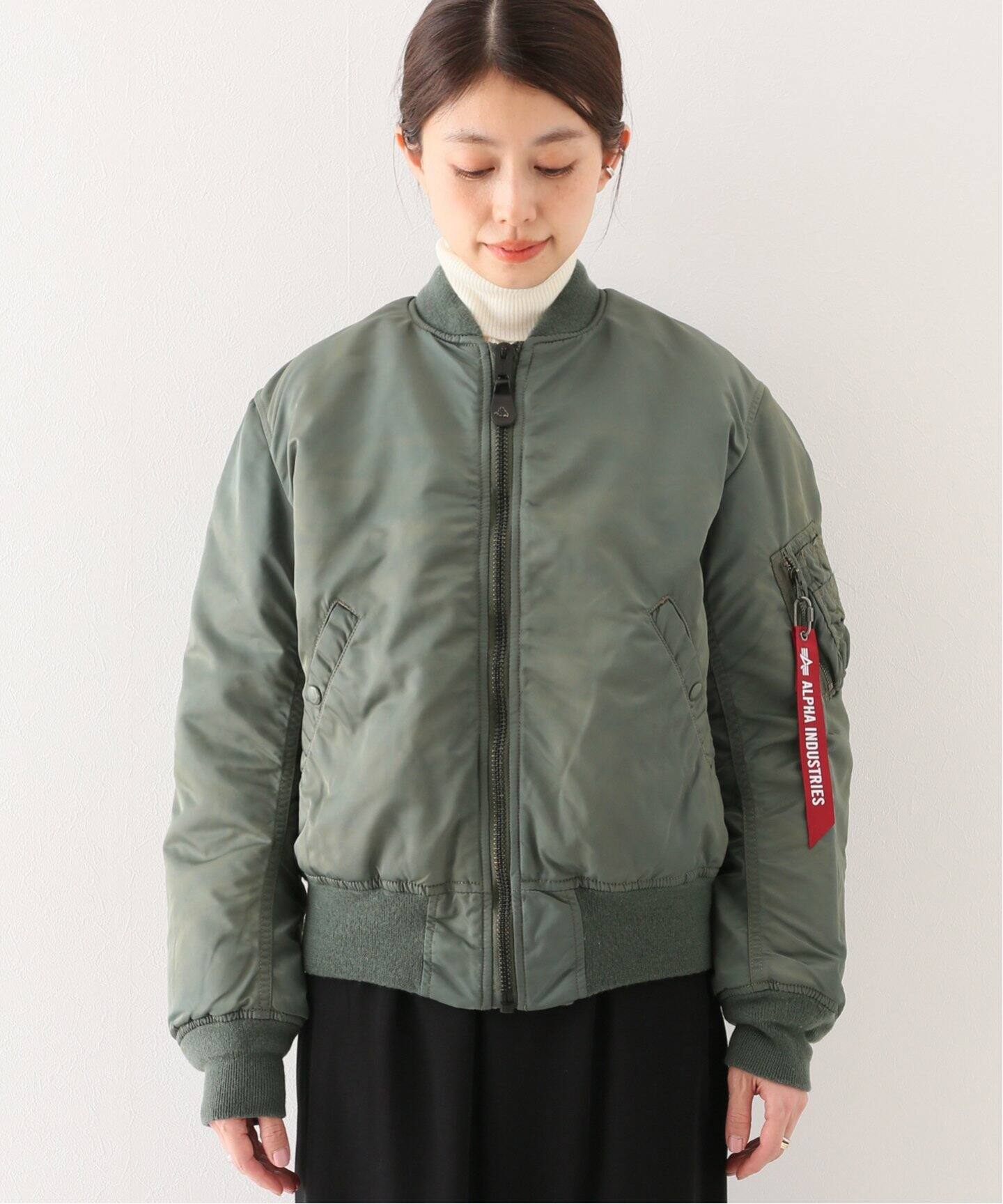 新入荷 MA-1 ブルゾン アルファ×アダムエロペ カーキ - ミリタリージャケット