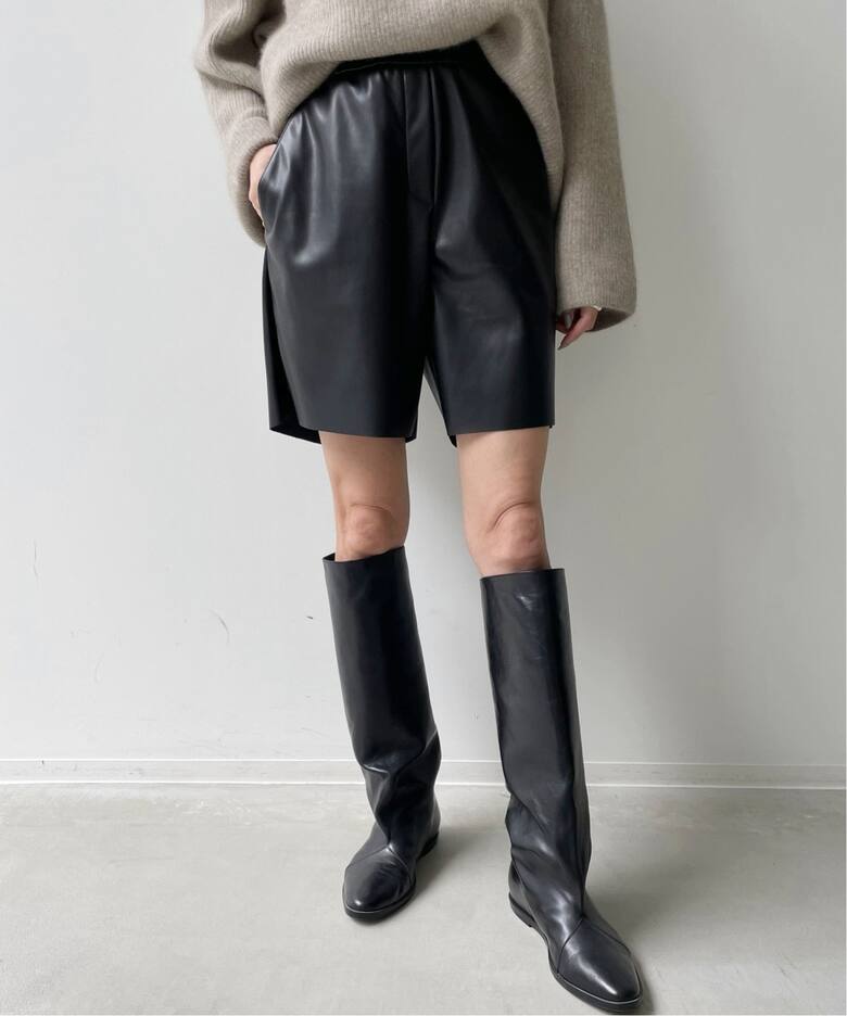 【DEVEAUX/デヴォー】Vegan Leather Short Pants（ショート･ハーフパンツ）｜L'Appartement（アパルト