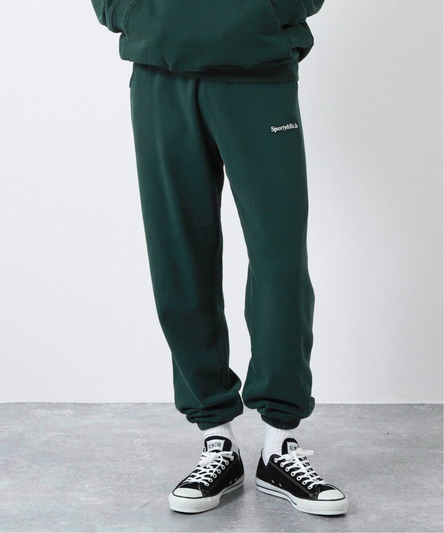 Sporty＆Rich / スポーティアンドリッチ】 SERIF LOGO SWEATPANTS  