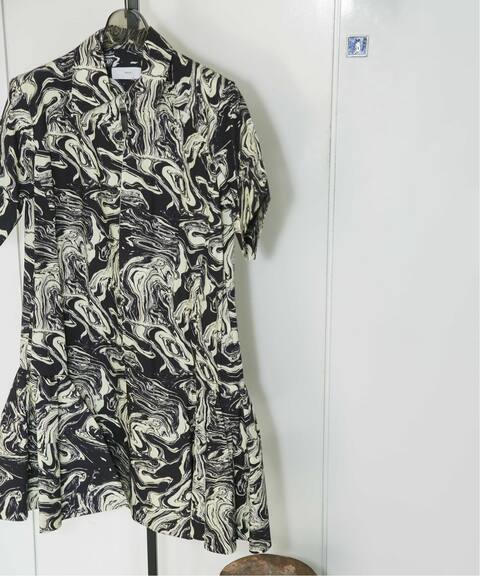 Toga Pulla トーガプルラ Marble Print Cotton Dress ワンピース Cityshop シティショップ 公式のファッション通販 Baycrew S Store