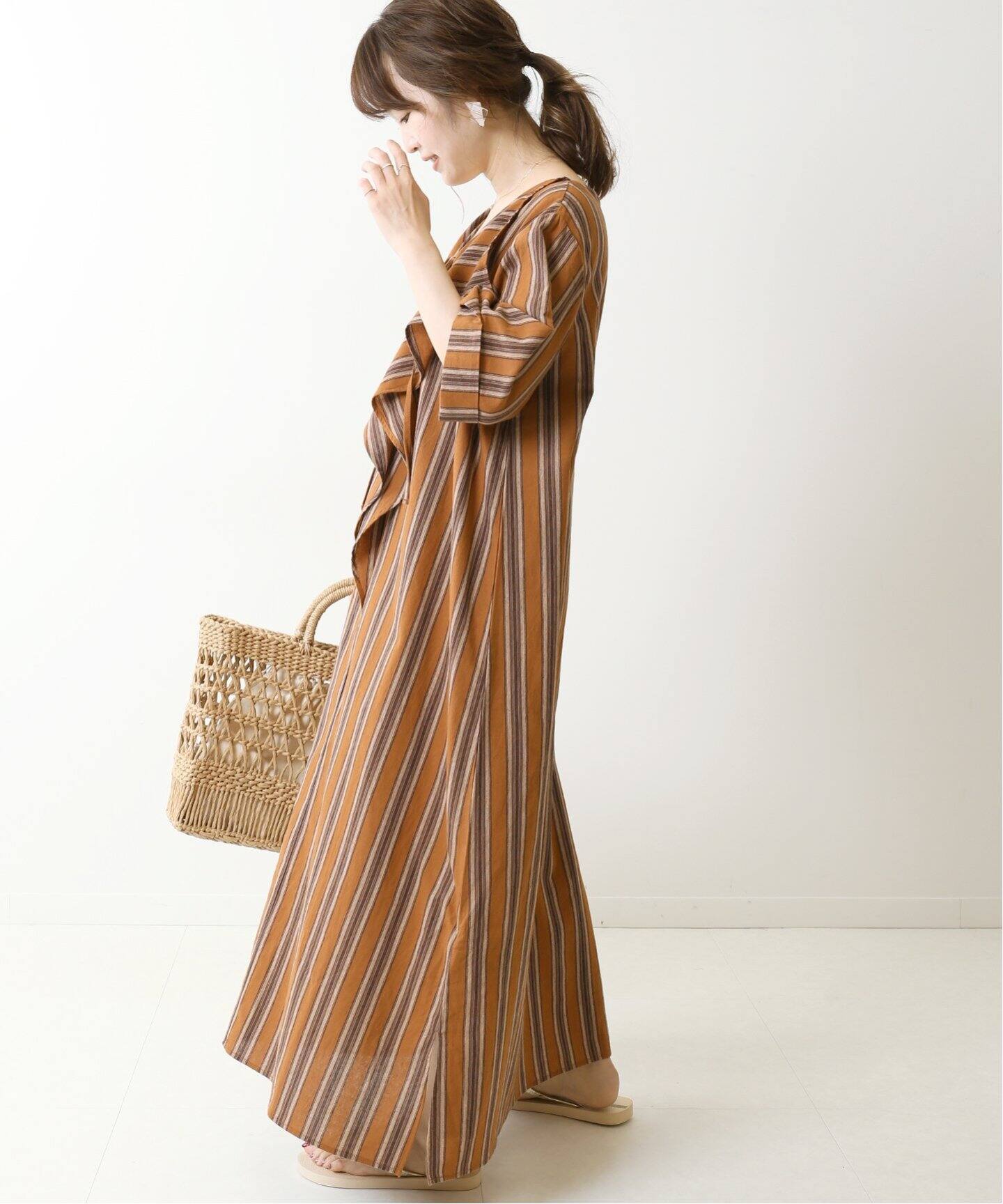 マルチストライプラッフルワンピース◇|B.C STOCK(ベーセーストック マルチストライプラッフルワンピース◇|B.C STOCK(ベーセーストック