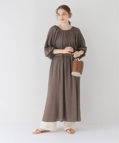 バックシャン袖ボリュームワンピース B C Stock ベーセーストック 公式のファッション通販 Baycrew S Store