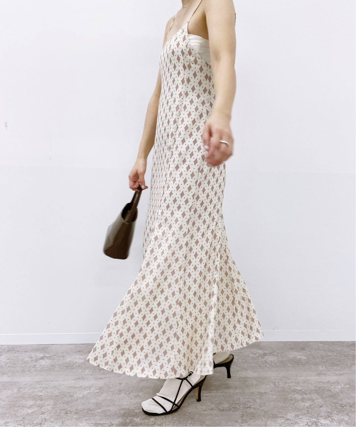 ダイヤドットプリントワンピース（ワンピース）｜EDIT.FOR LULU  