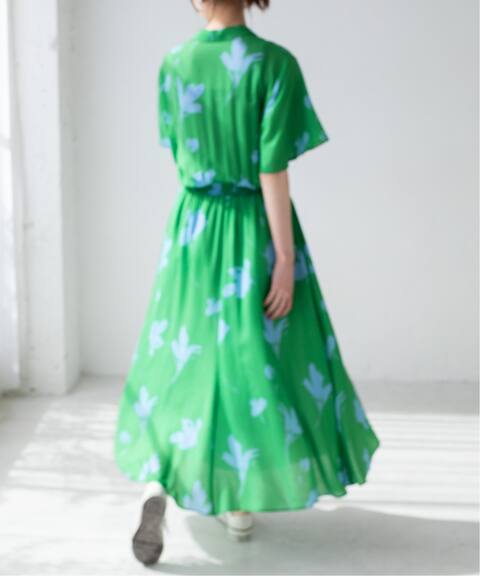 Deveaux ビッグフラワーワンピース Iena イエナ 公式のファッション通販 Baycrew S Store Deveaux ビッグフラワーワンピース Iena イエナ 公式のファッション通販 Baycrew S Store