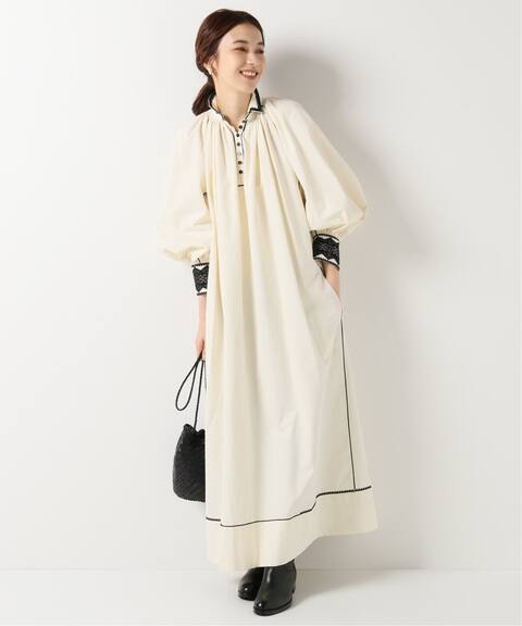 Currentage カレンテージ エンブロイダリーワンピース Iena イエナ 公式のファッション通販 Baycrew S Store Currentage カレンテージ エンブロイダリーワンピース Iena イエナ 公式のファッション通販 Baycrew S Store