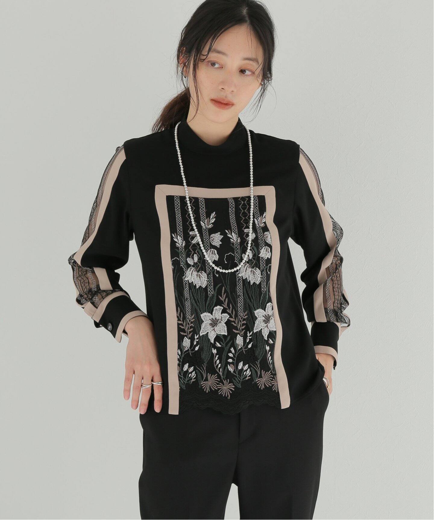 MURRAL/ミュラル】Framed flower top：ブラウス（シャツ／ブラウス  