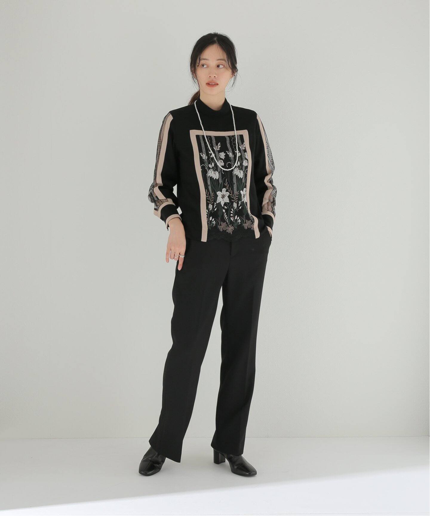 MURRAL/ミュラル】Framed flower top：ブラウス（シャツ／ブラウス  