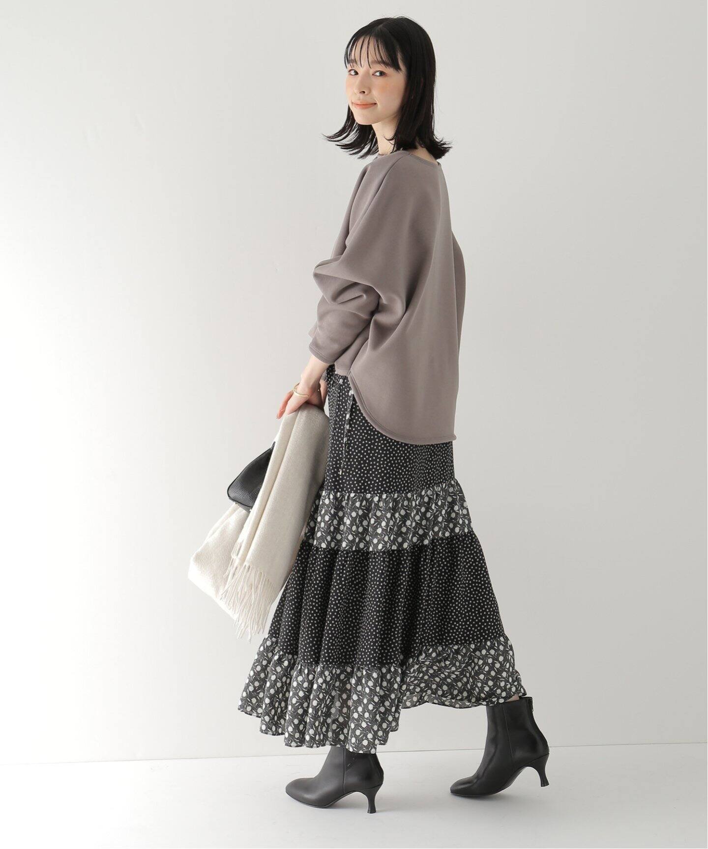 フラワープリント切り替えスカート◇（ロング・マキシ丈スカート）｜La  