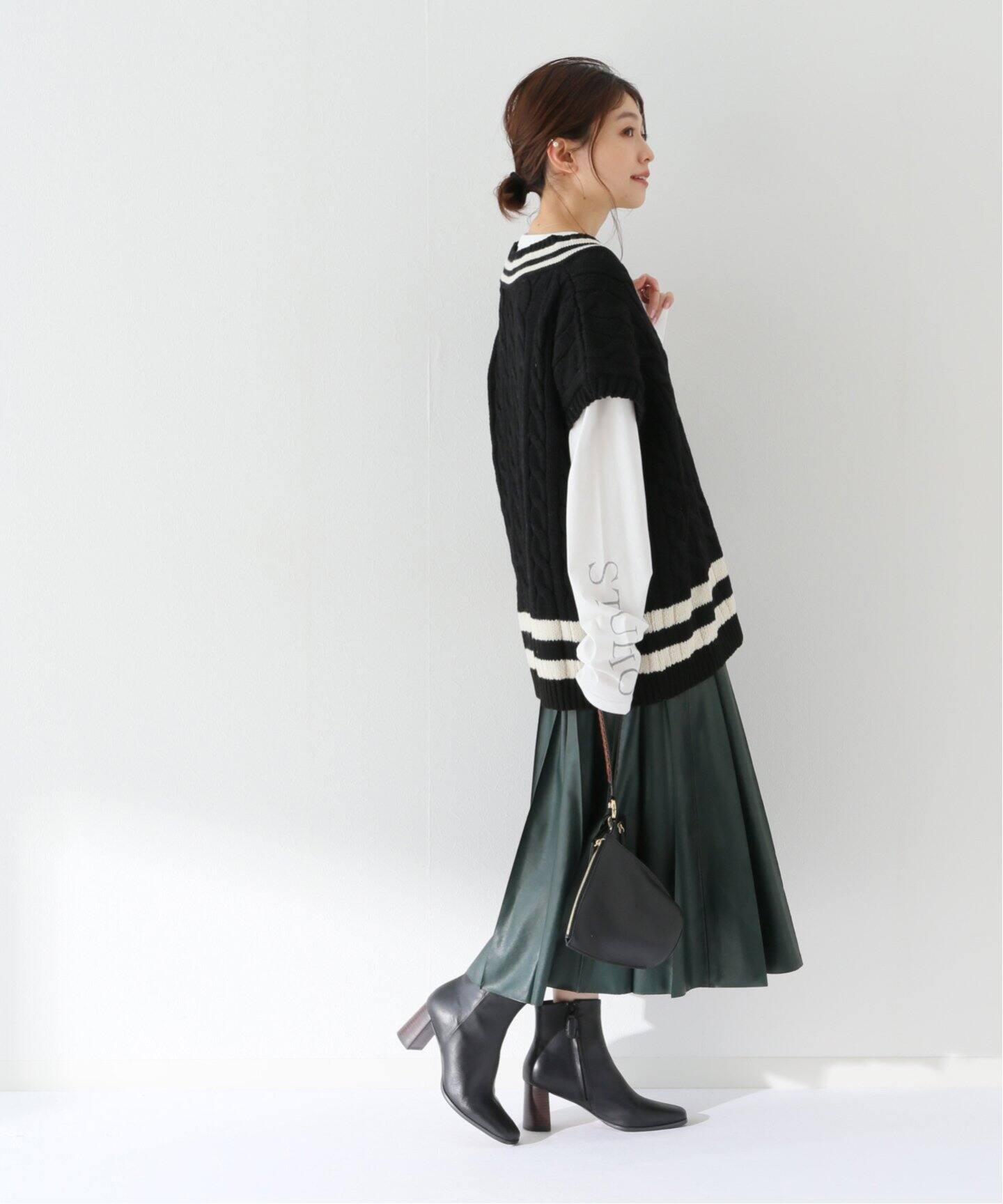 フェイクレザープリーツスカート◇（ロング・マキシ丈スカート  