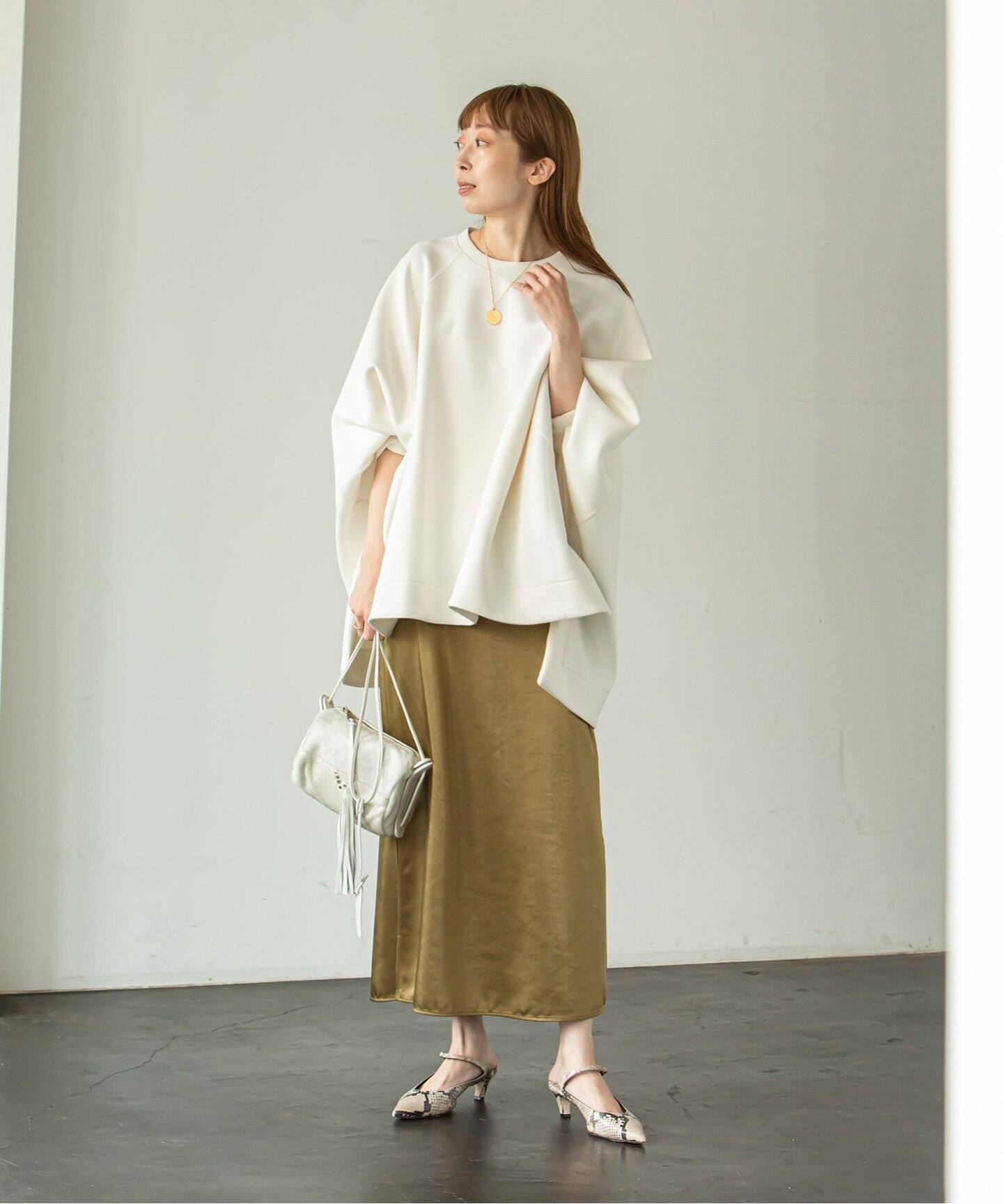 逸品】 ノーブル☆ナローAラインサテンスカート - ロングスカート ...