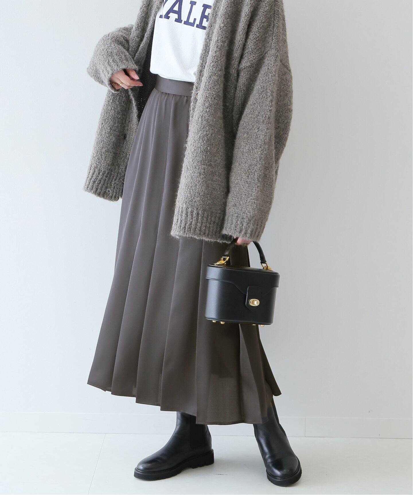 Cafissiサテンタックプリーツスカート◇（ロング・マキシ丈スカート  