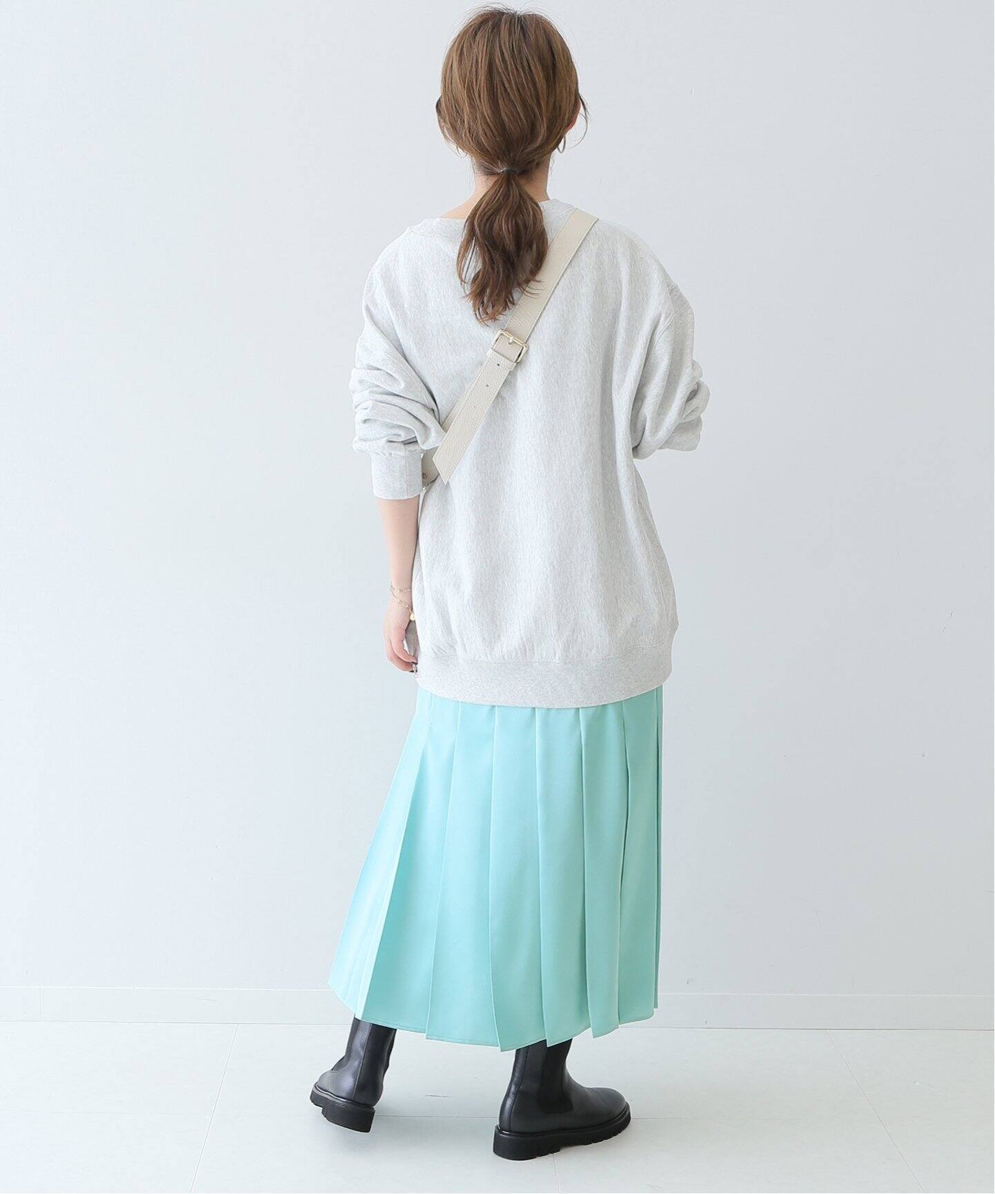 Cafissiサテンタックプリーツスカート◇（ロング・マキシ丈スカート  