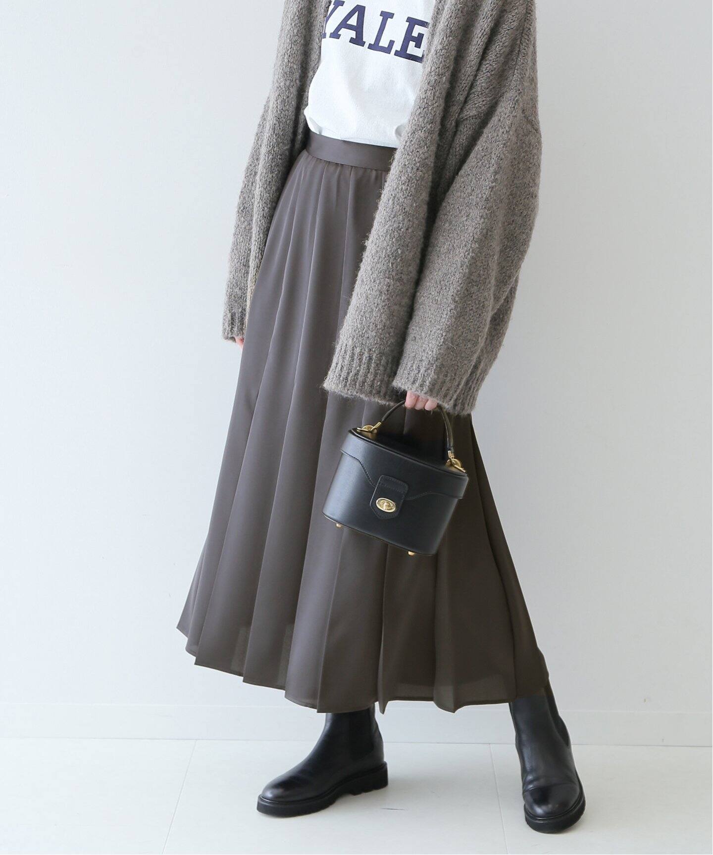 Cafissiサテンタックプリーツスカート◇（ロング・マキシ丈スカート  