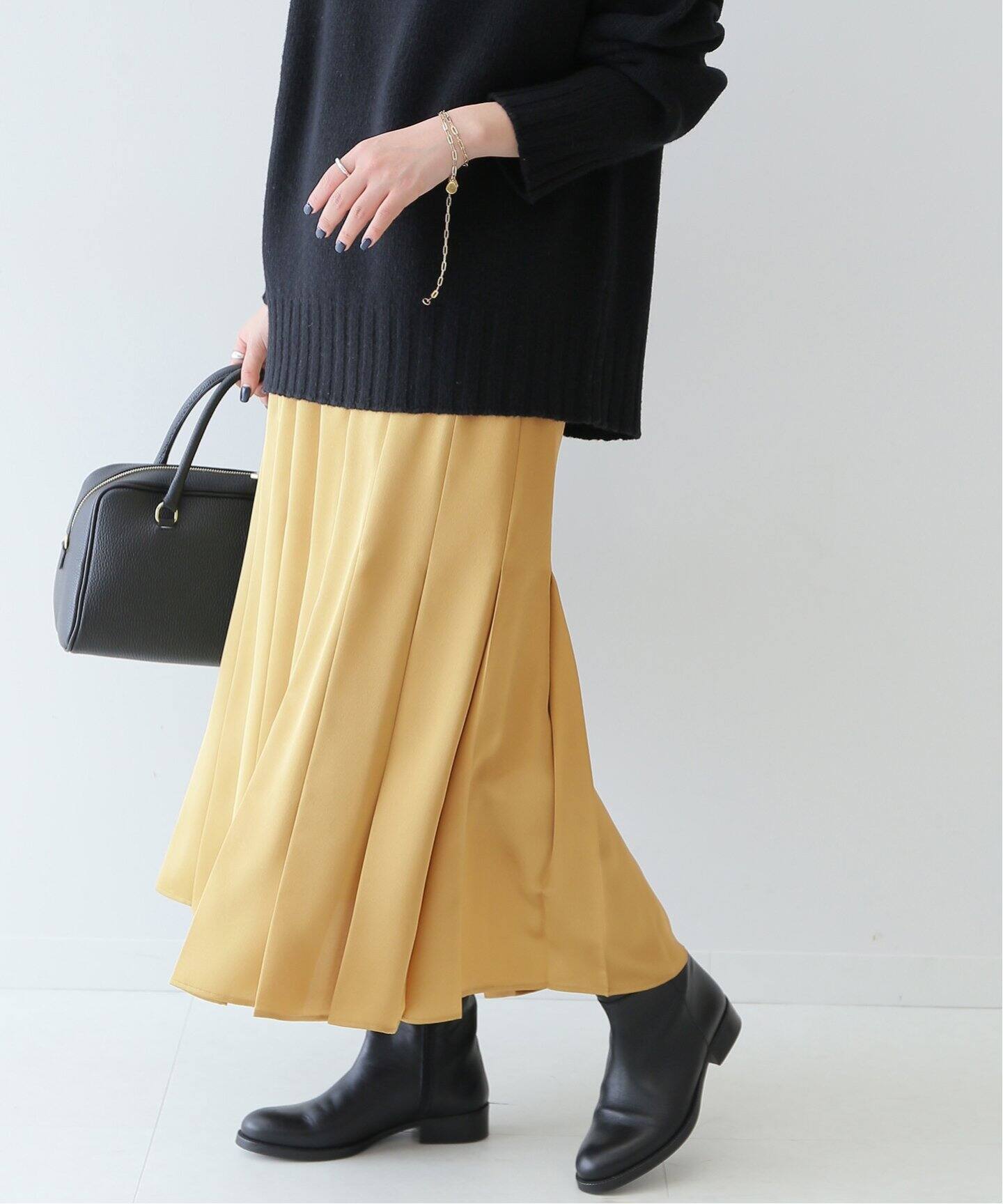 Cafissiサテンタックプリーツスカート◇（ロング・マキシ丈スカート  