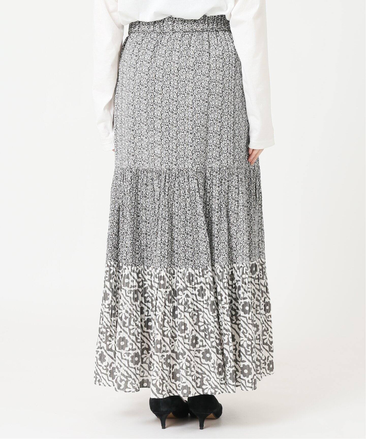 SARA MALLIKA】COTTON LUREX DOUBLE フラワープリントロングスカート SARA MALLIKA】COTTON LUREX DOUBLE フラワープリントロングスカート
