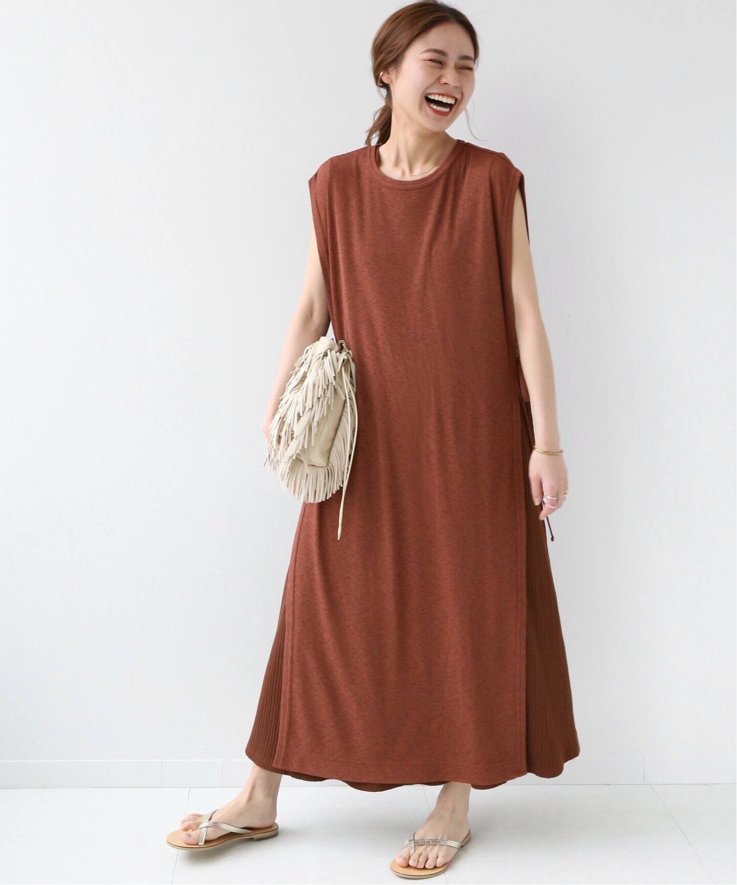 売り尽くしセール ワイズ Y S 08aw カットソー ワンピース ノースリーブ ひざ丈 2 パープル Ibo5 公式 Arnabmobility Com