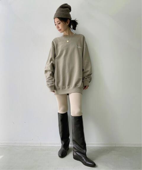Sporty Rich スポーティアンドリッチ Serif Logo Crewneck P O L Appartement アパルトモン 公式の ファッション通販 Baycrew S Store