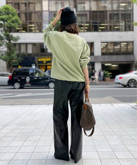 Sporty Rich スポーティアンドリッチ Science Crewneck Pullover L Appartement アパルトモン 公式の ファッション通販 Baycrew S Store