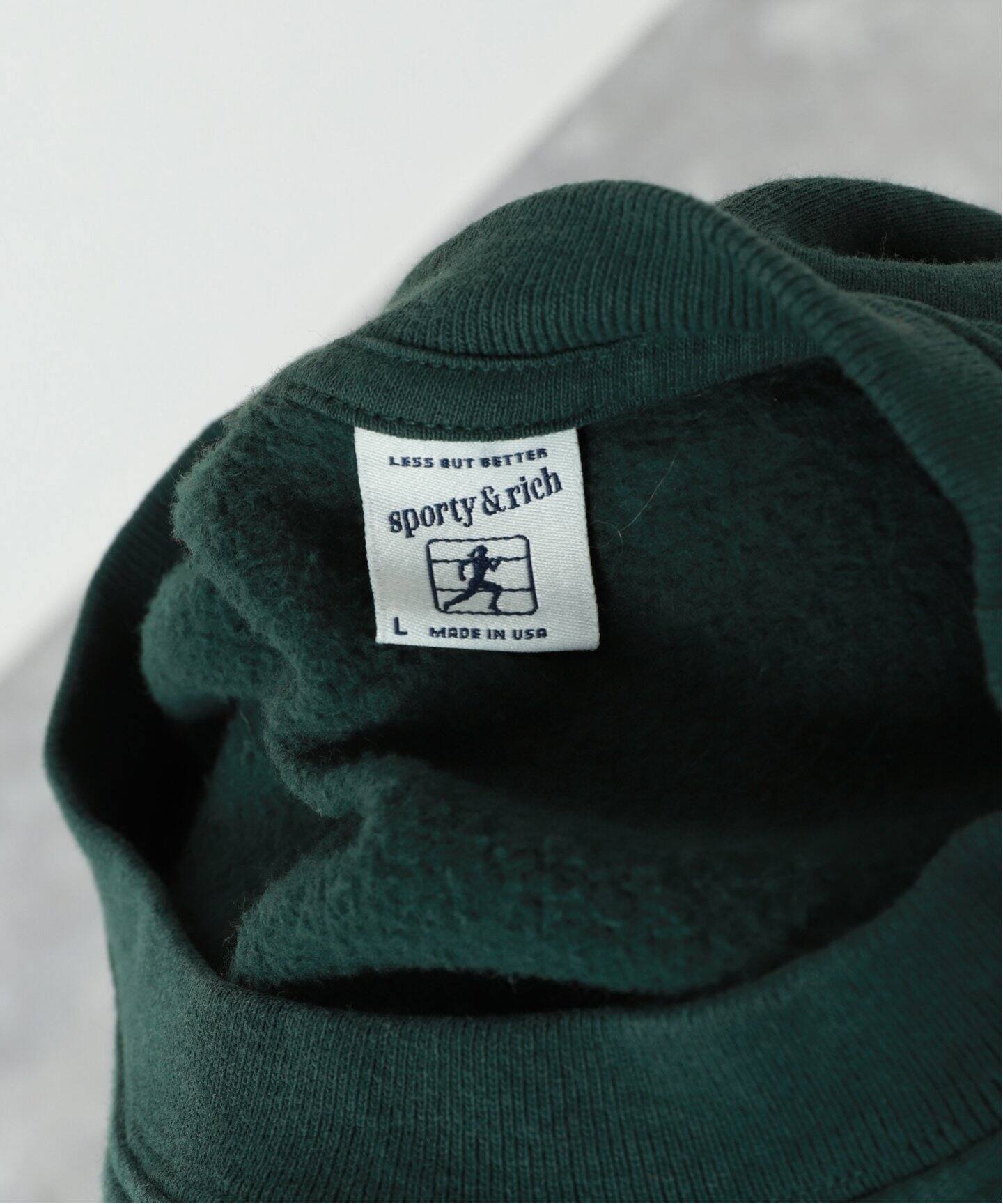 Sporty＆Rich / スポーティアンドリッチ】 SERIF LOGO CREWNECK
