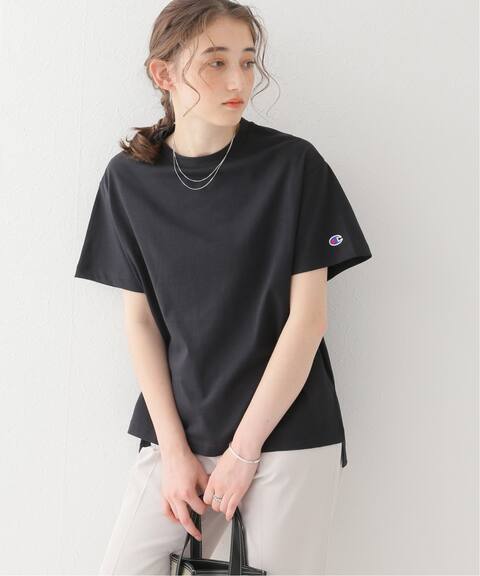 Champion チャンピオン コットンレーヨン半袖tシャツ B C Stock ベーセーストック 公式のファッション通販 Baycrew S Store Champion チャンピオン コットンレーヨン半袖tシャツ B C Stock ベーセーストック 公式のファッション通販 Baycrew S Store