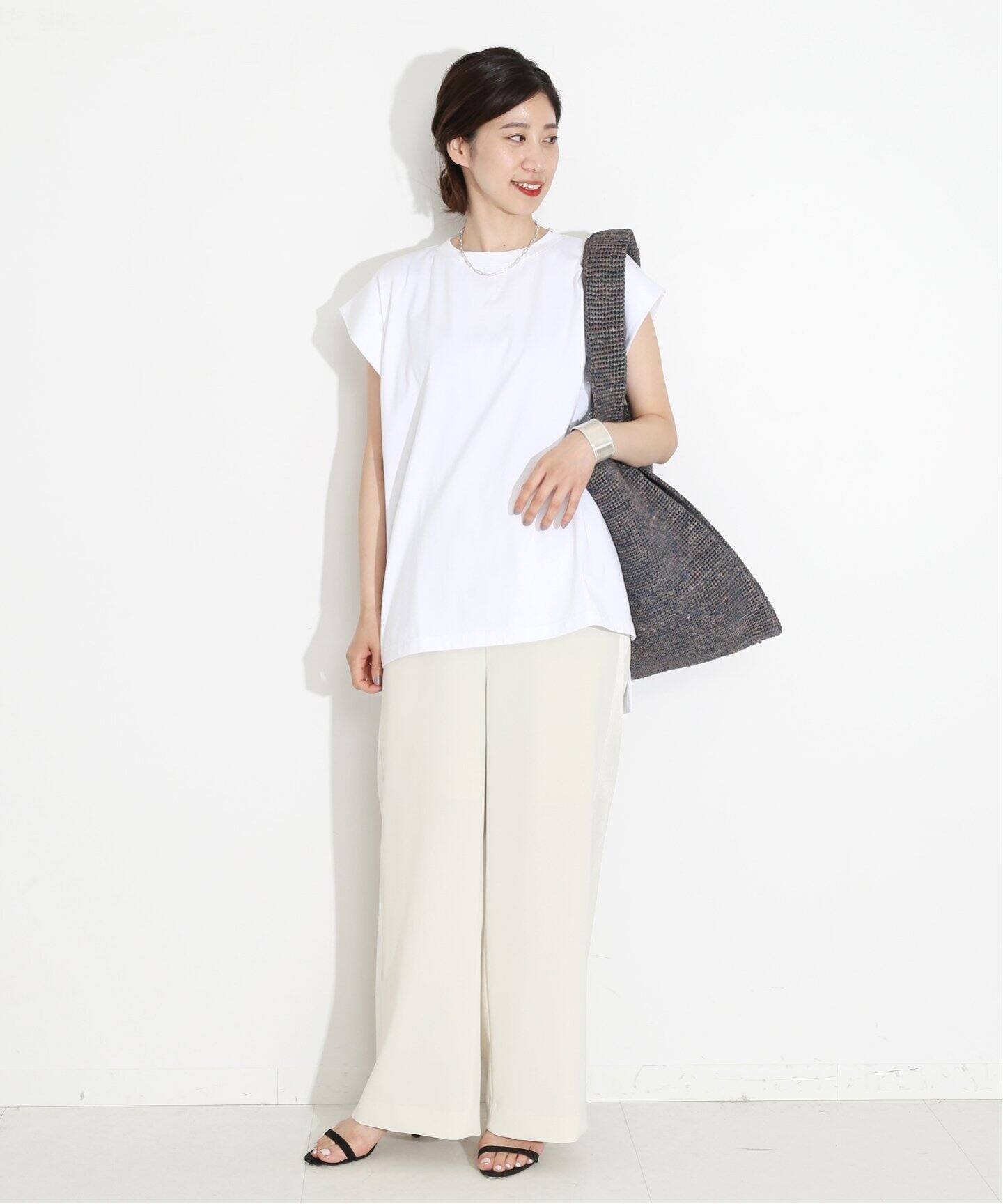 COGTHEBIGSMOKE/コグ ザ ビッグスモーク】TUCK IN SLEEVE トップス ...