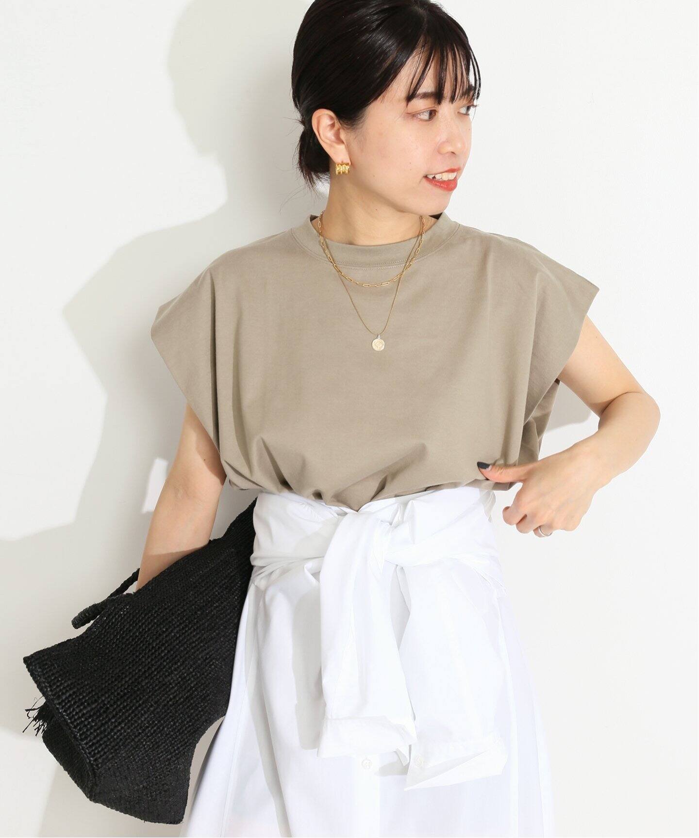 COGTHEBIGSMOKE/コグ ザ ビッグスモーク】TUCK IN SLEEVE トップス ...