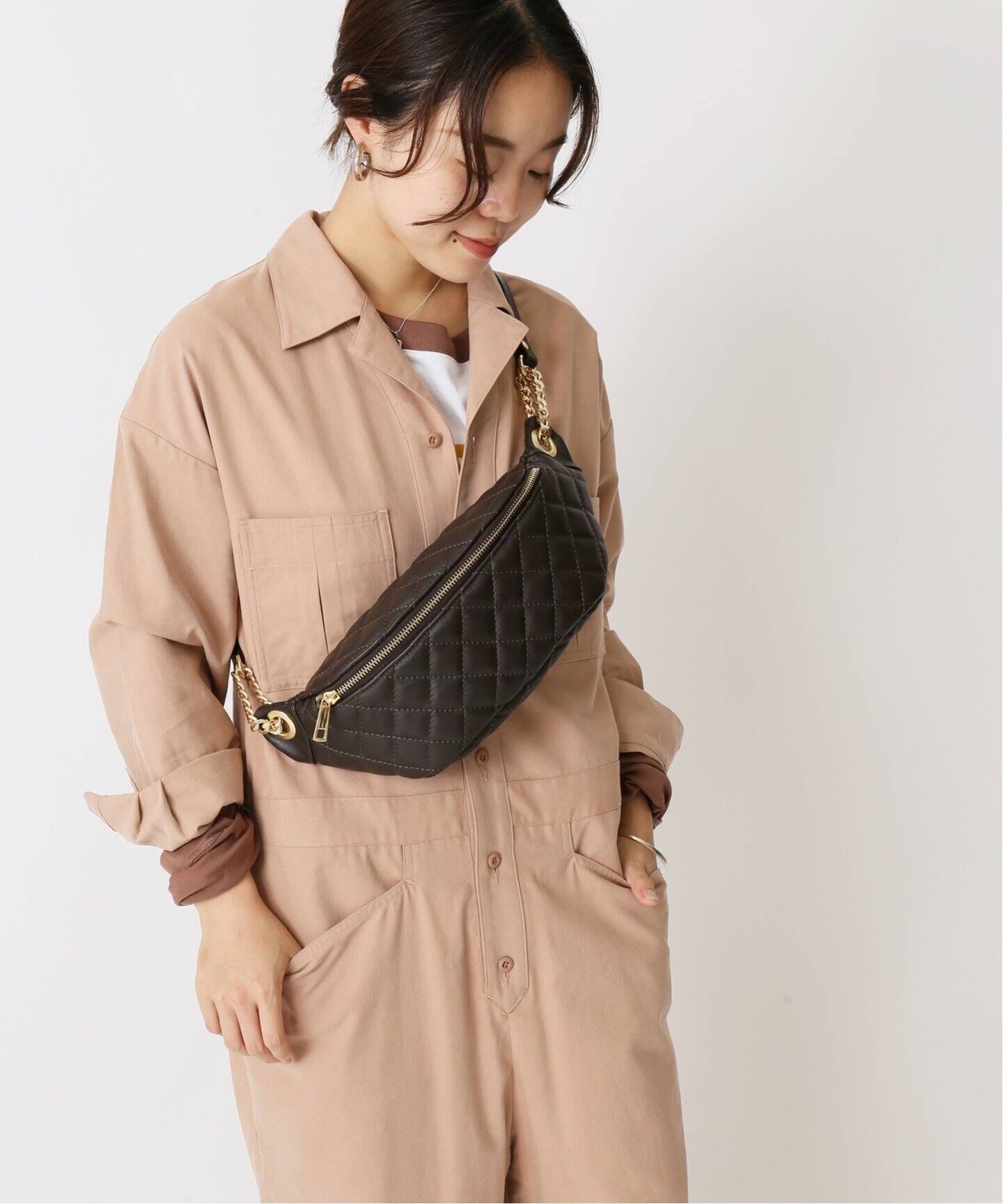 ≪追加≫【AULENTTI/オウレンティ】キルティングレザーBody Bag 4  