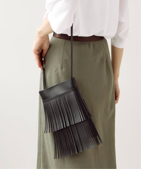 フリンジショルダーbag B C Stock ベーセーストック 公式のファッション通販 Baycrew S Store