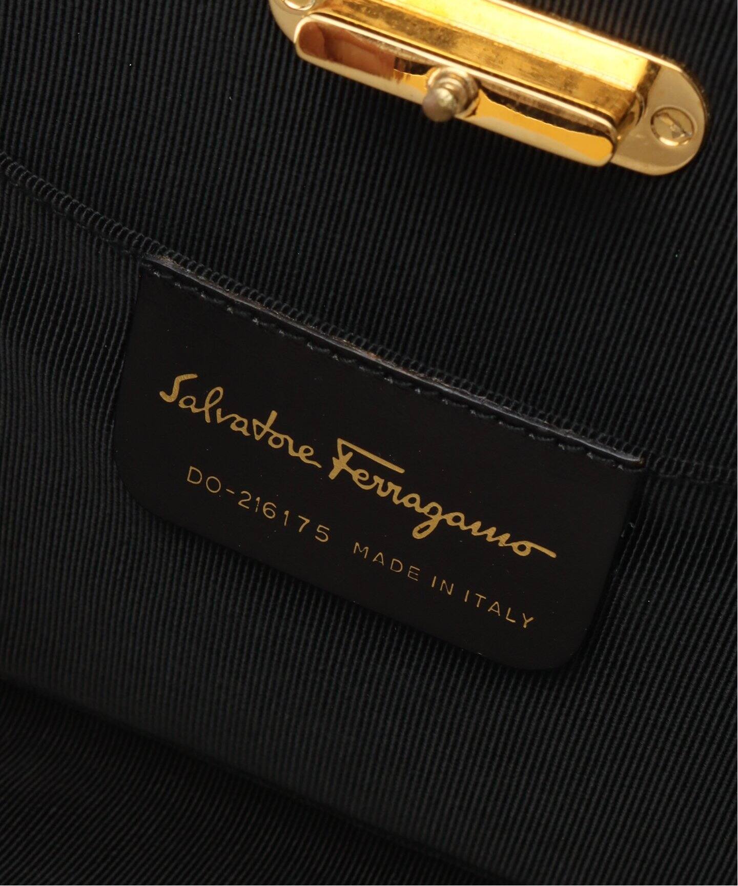 VINTAGE FERRAGAMO/フェラガモ】 Gancini ラタンショルダー