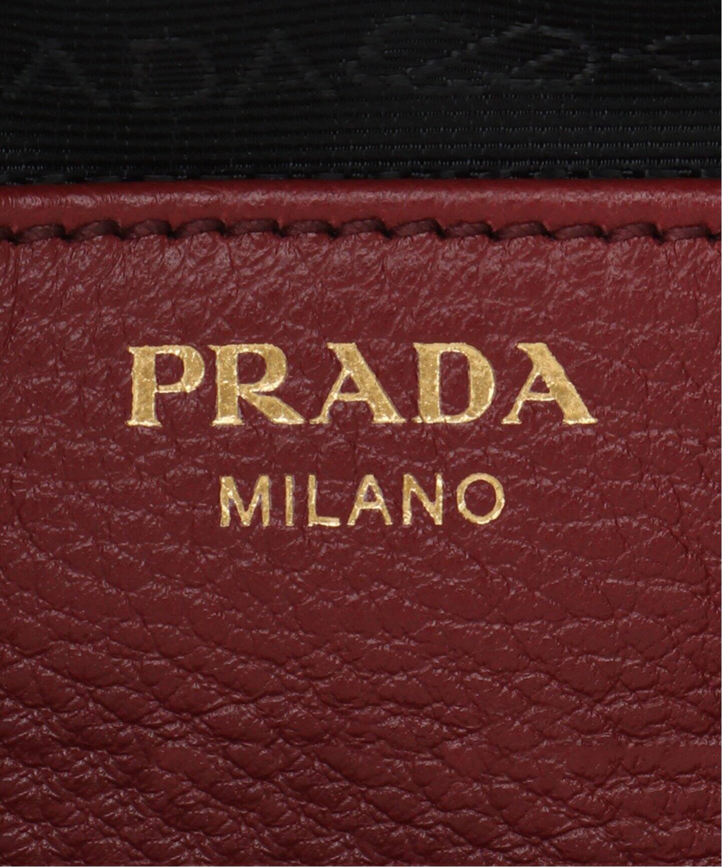 prada ensemble bolsa