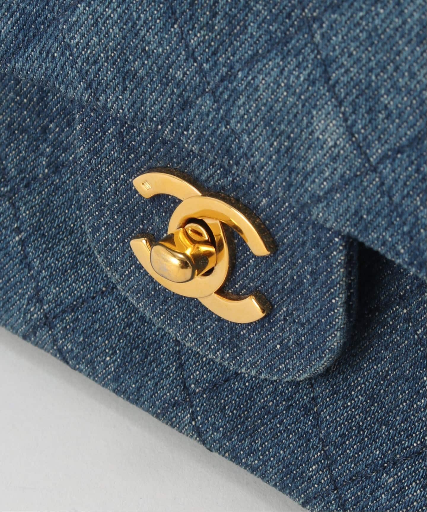 VINTAGE CHANEL/シャネル】Denim Matelasse（ショルダーバッグ