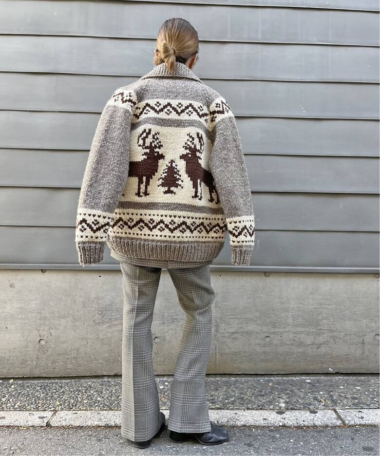 アパルトモンのカウチンベスト 