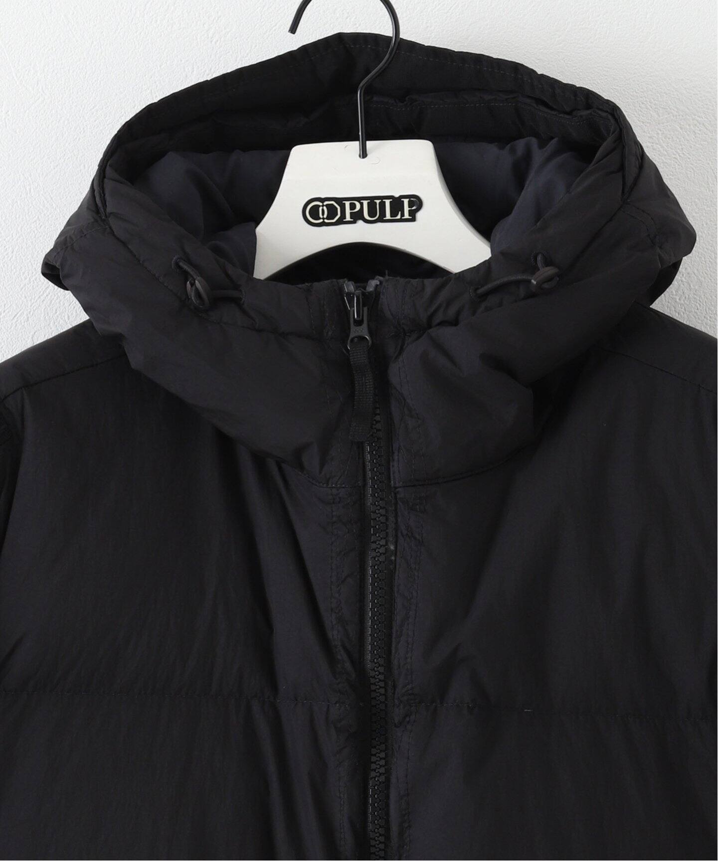 STONEISLAND / ストーンアイランド】フーデッドダウンブルゾン（ダウン 