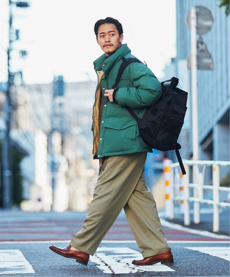 オーバーサイズ スタンドカラー ダウンジャケット（ダウン  