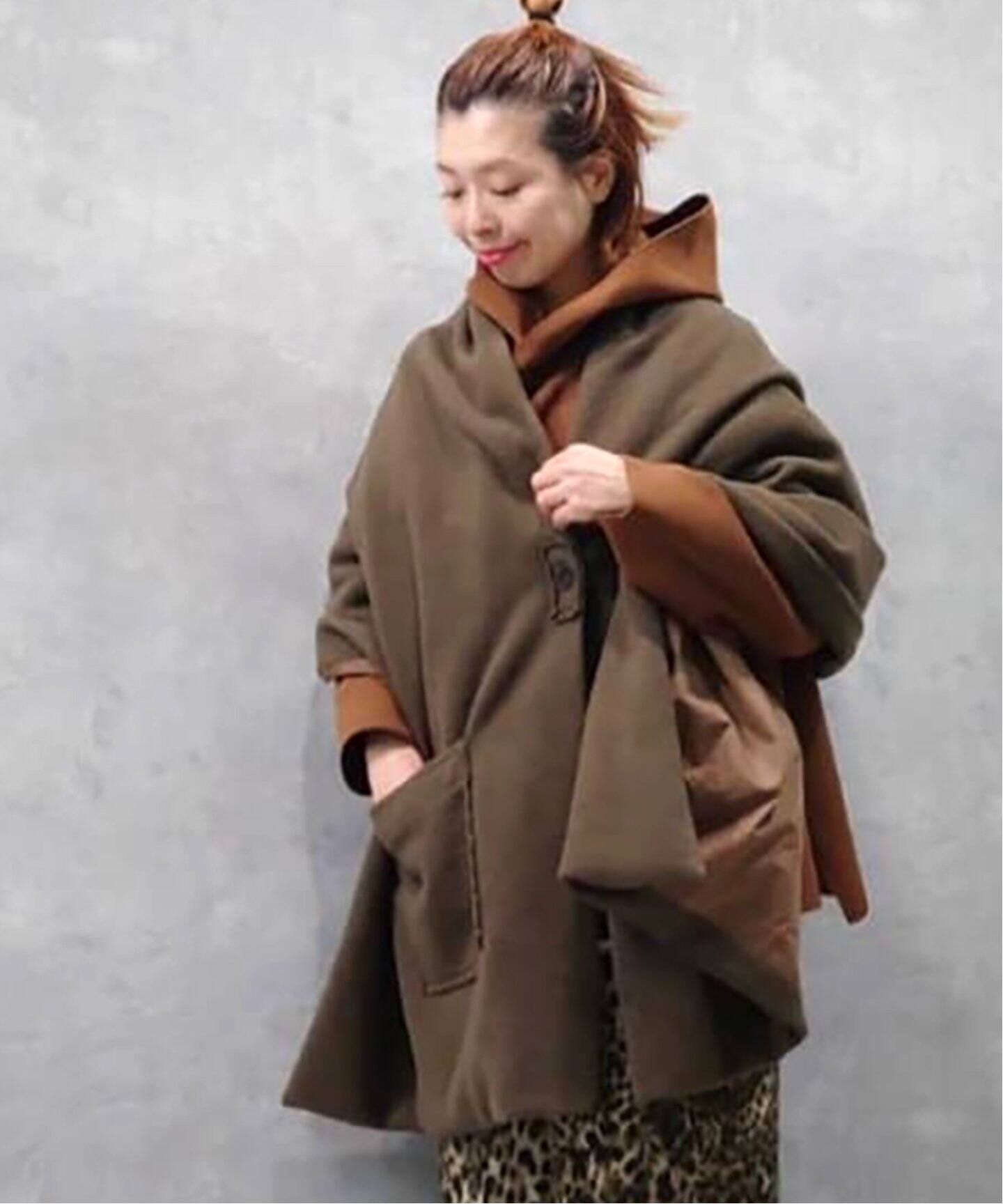 H+HANNOH WESSEL/エイチプラスハノーウェーゼル】CAPE（その他ブルゾン  