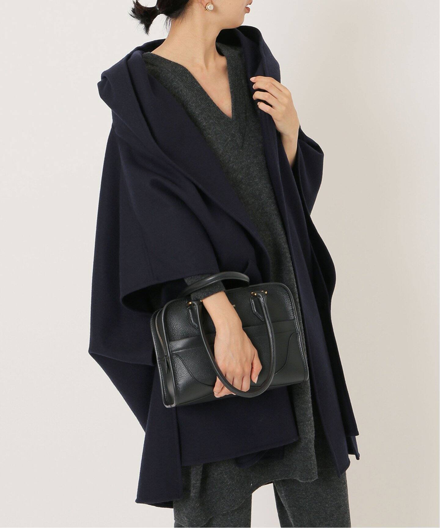 COGTHEBIGSMOKE/コグ ザ ビッグスモーク】 別注 GITTY HOODED CAPE 