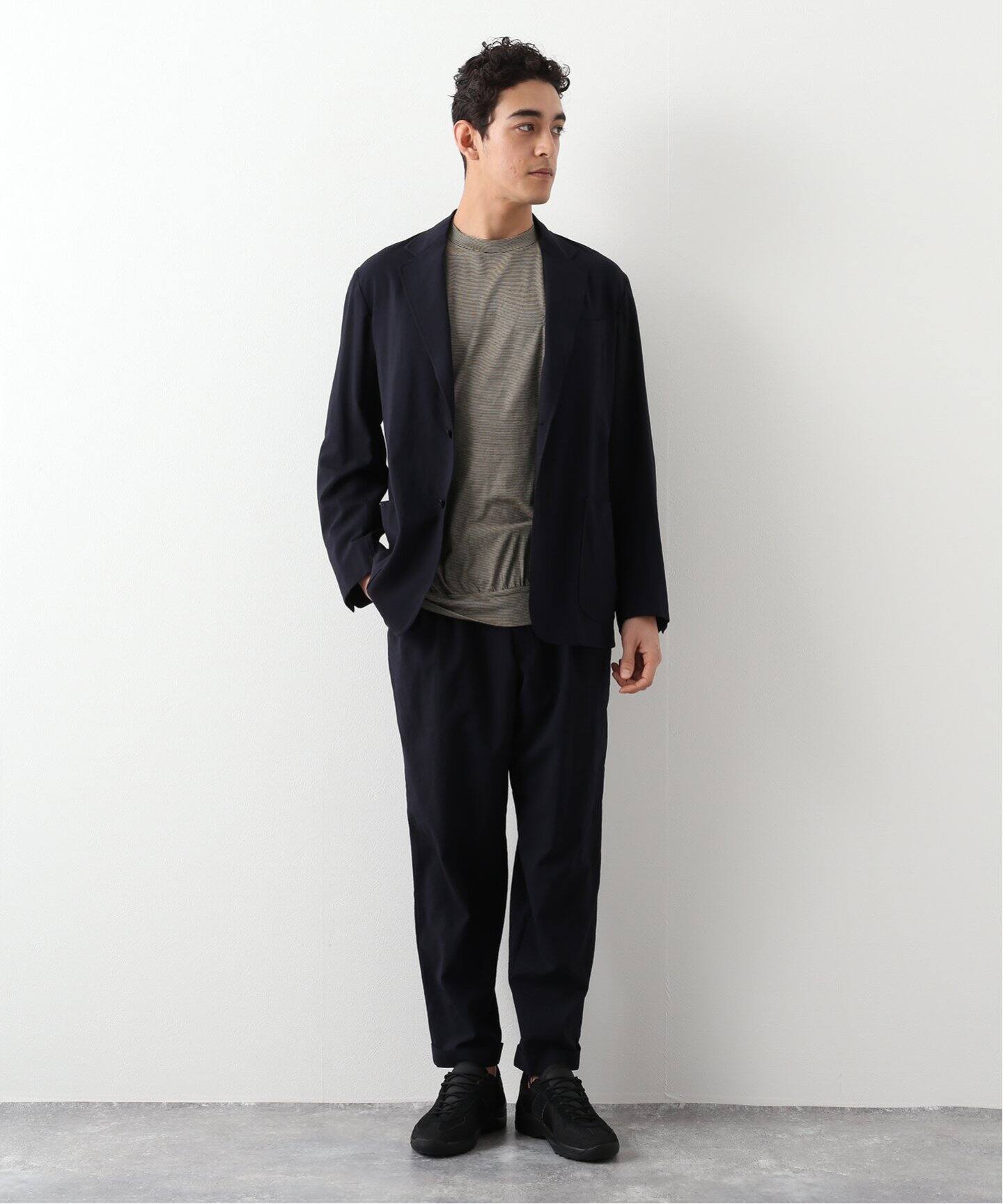 COMOLI ウール2タックパンツ