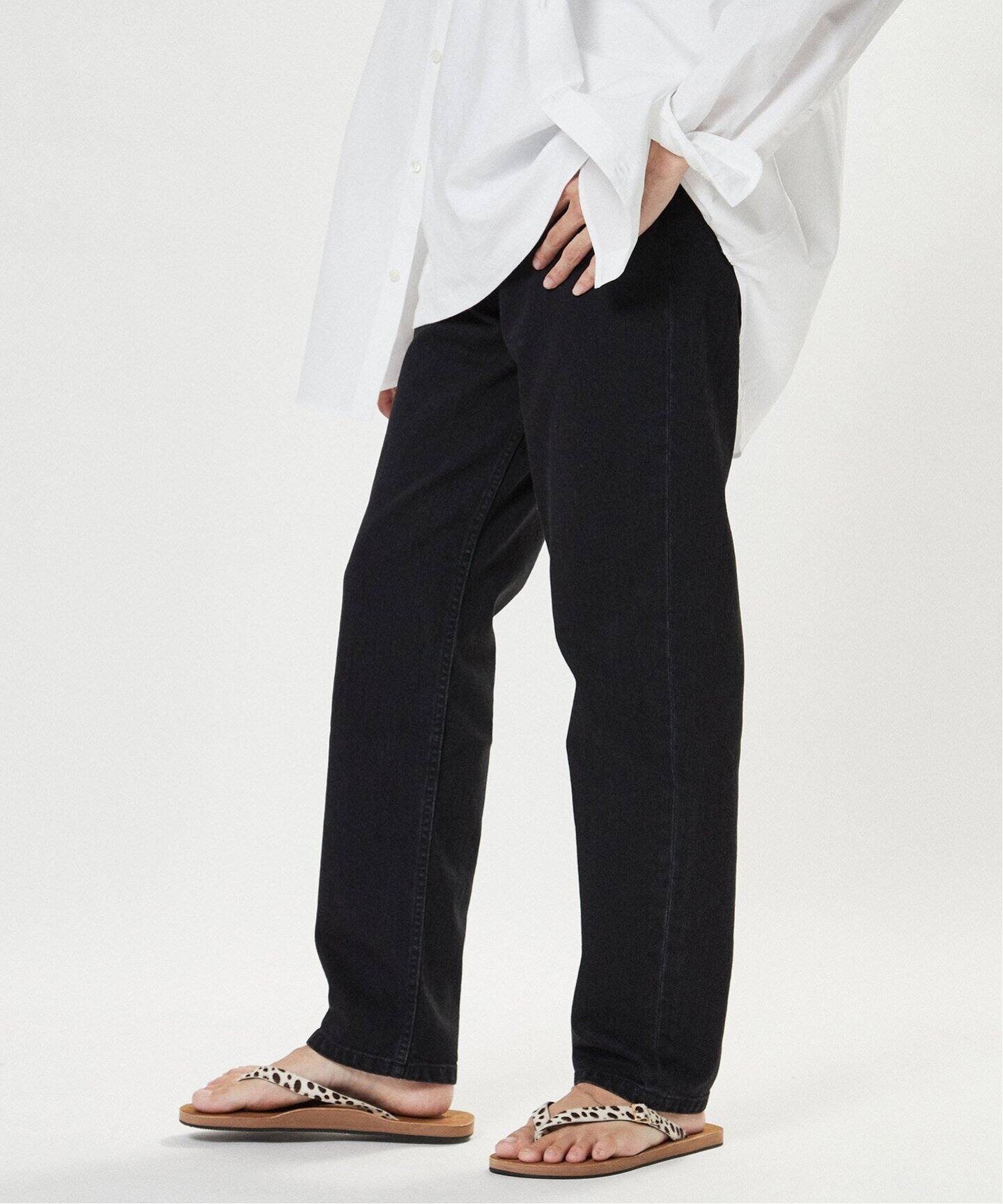 A.P.C. / アーペーセー】別注 MARTIN ブラックデニム|EDIFICE ...