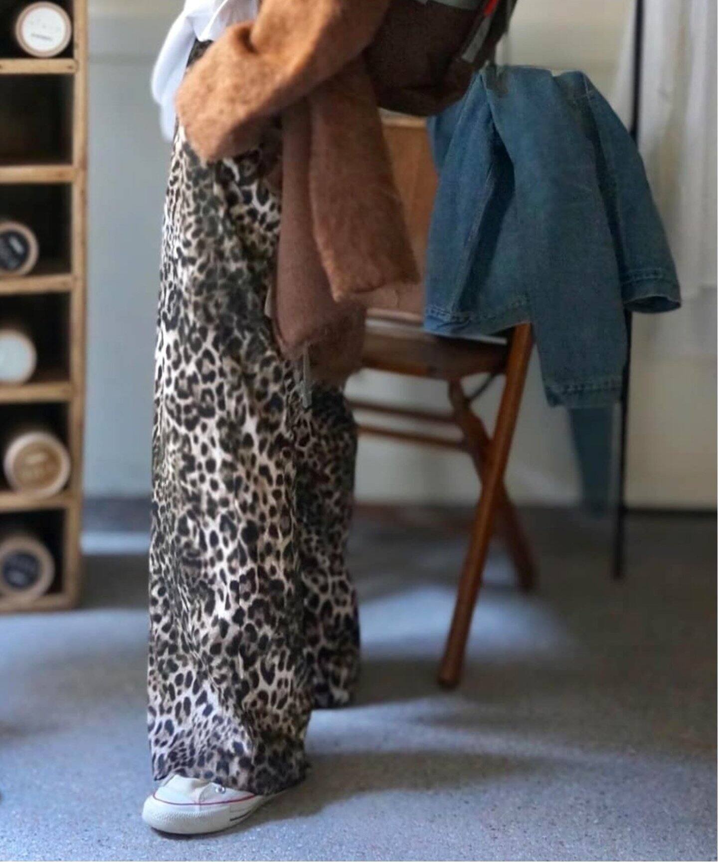 マットサテンレオパ イージーパンツ（その他パンツ）｜journal  