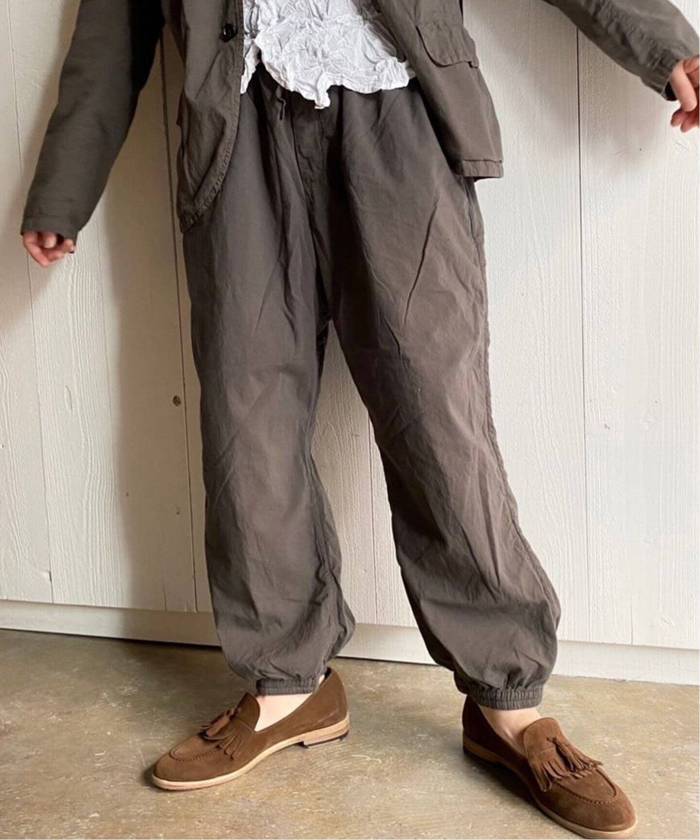 VAS-Y LENTEMENT/ヴァジーラントマン】 EASY PANTS (luxe resize  