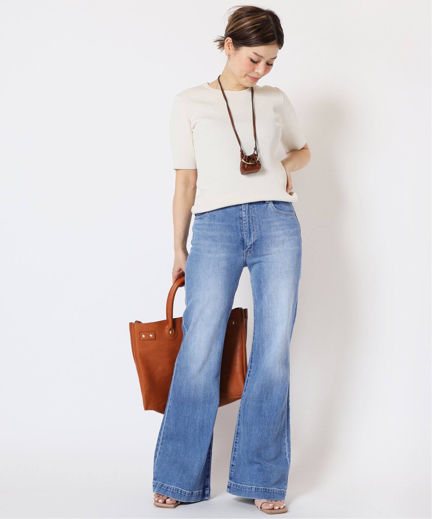 ROLLAS/ローラス】 FLARE DENIM パンツ（デニムパンツ・ジーンズ  