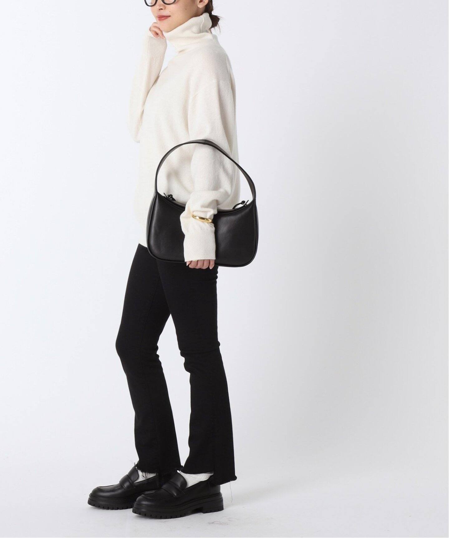 MOTHER/マザー】BLACK INSIDER CROP（デニムパンツ・ジーンズ  