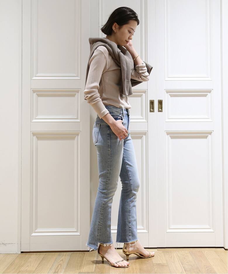 MOTHER/マザー】INSIDER CROP STEP FRAY（デニムパンツ・ジーンズ  