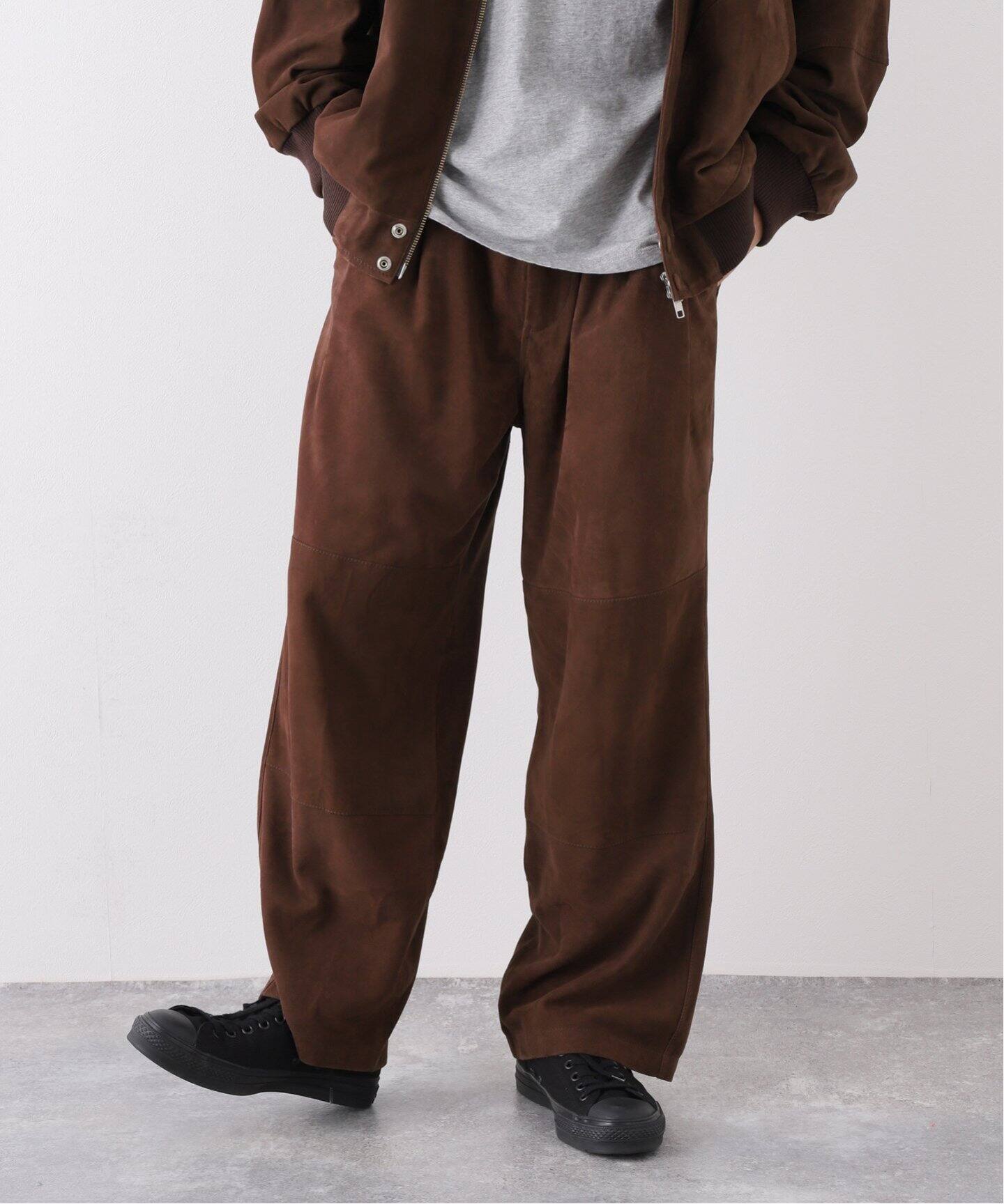 CCU / シーシーユー】 DOUBLE KNEE 2TUCK SLACKS（スラックス 