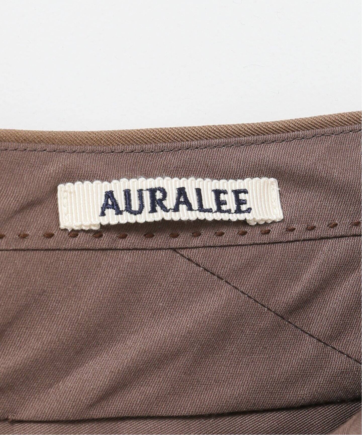 AURALEE/オーラリー】LIGHT WOOL スラックスパンツ|IENA(イエナ AURALEE/オーラリー】LIGHT WOOL スラックスパンツ|IENA(イエナ