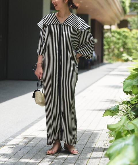 サッカーサテンストライプワンピース Hardy Noir アルディーノアール 公式のファッション通販 Baycrew S Store サッカーサテンストライプワンピース Hardy Noir アルディーノアール 公式のファッション通販 Baycrew S Store